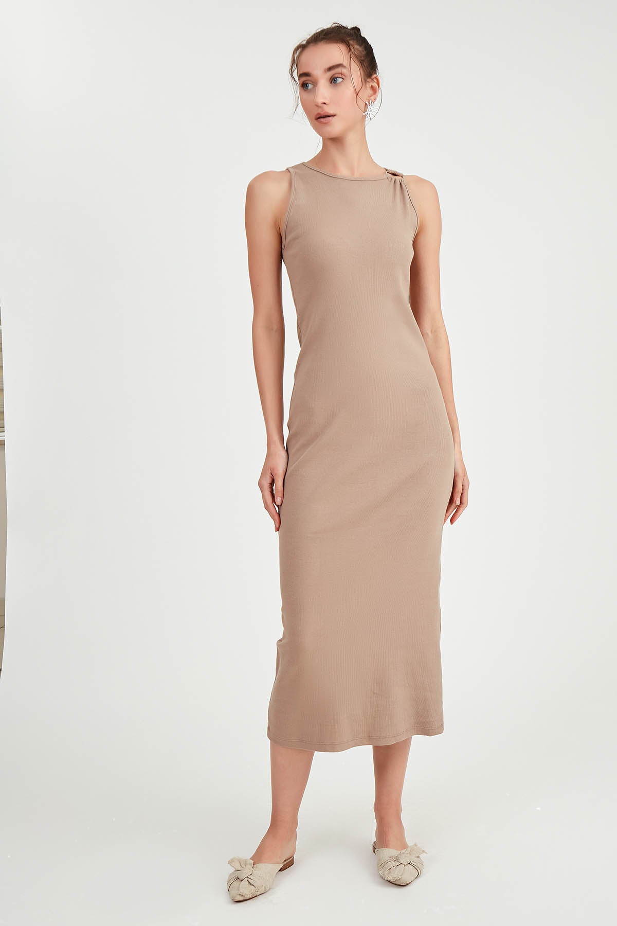 LONG KNITTED DRESS