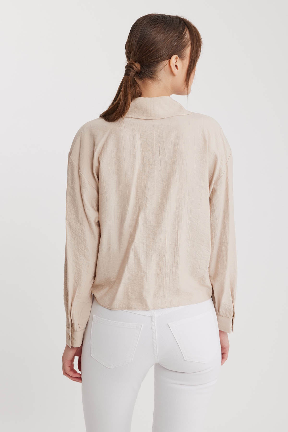 LOW SHOULDER LONG SLEEVE SHIRT WITH FRONT BINDING