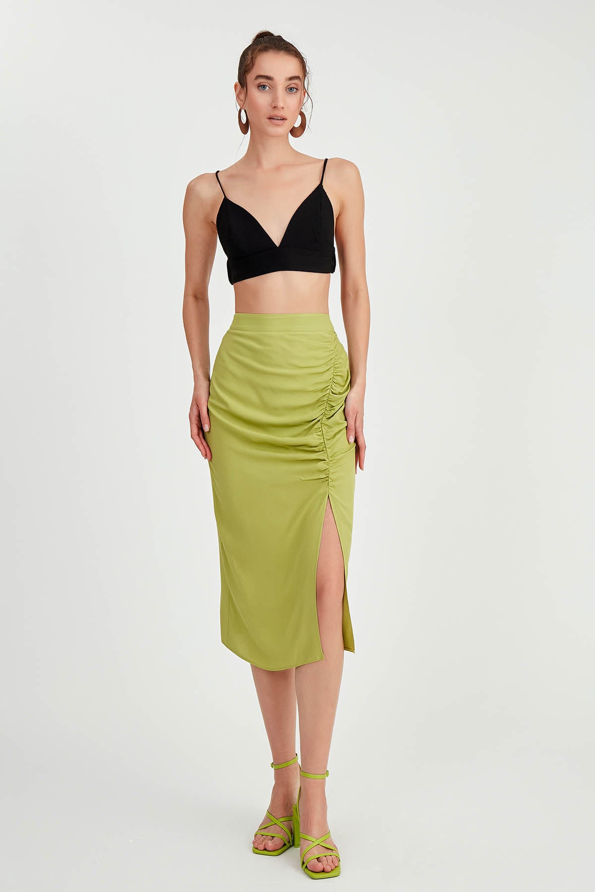 MIDI HEIGHT SKIRT WITH BENT-UP SPLIT