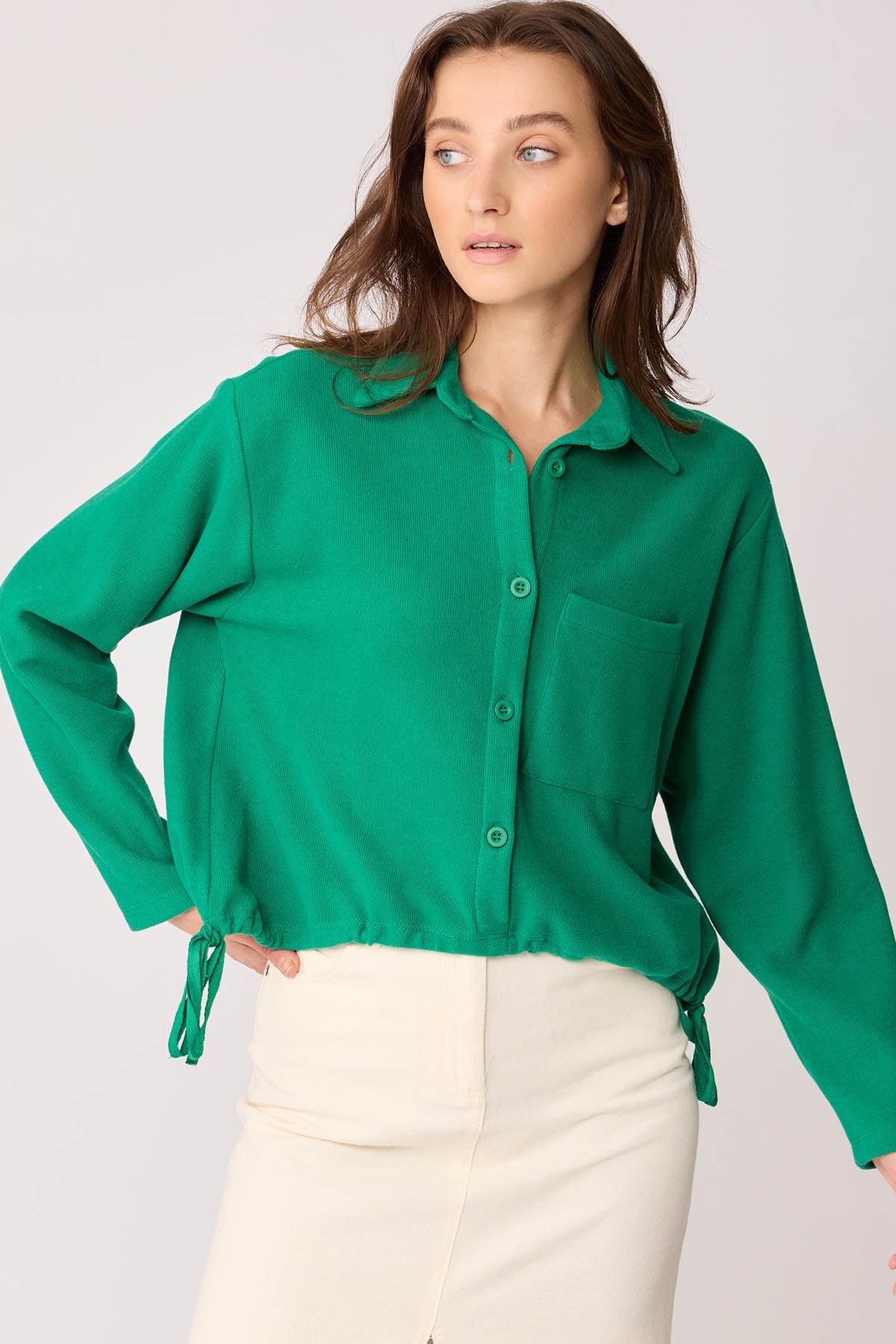 FRONT BUTTON LACED SINGLE POCKET KNITTED BLOUSE