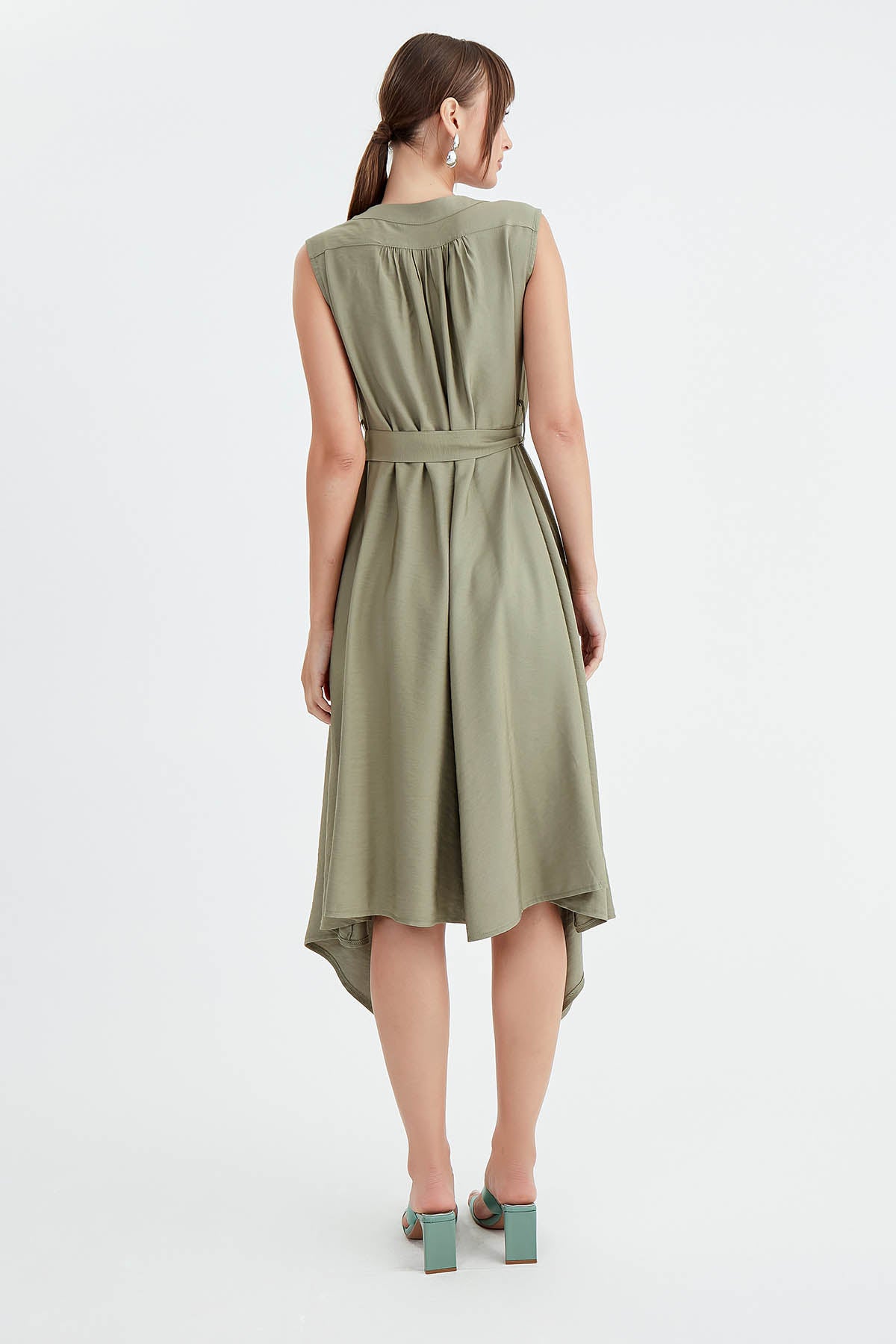 SLEEVELESS DRESS WITH FRONT BUTTON BELT