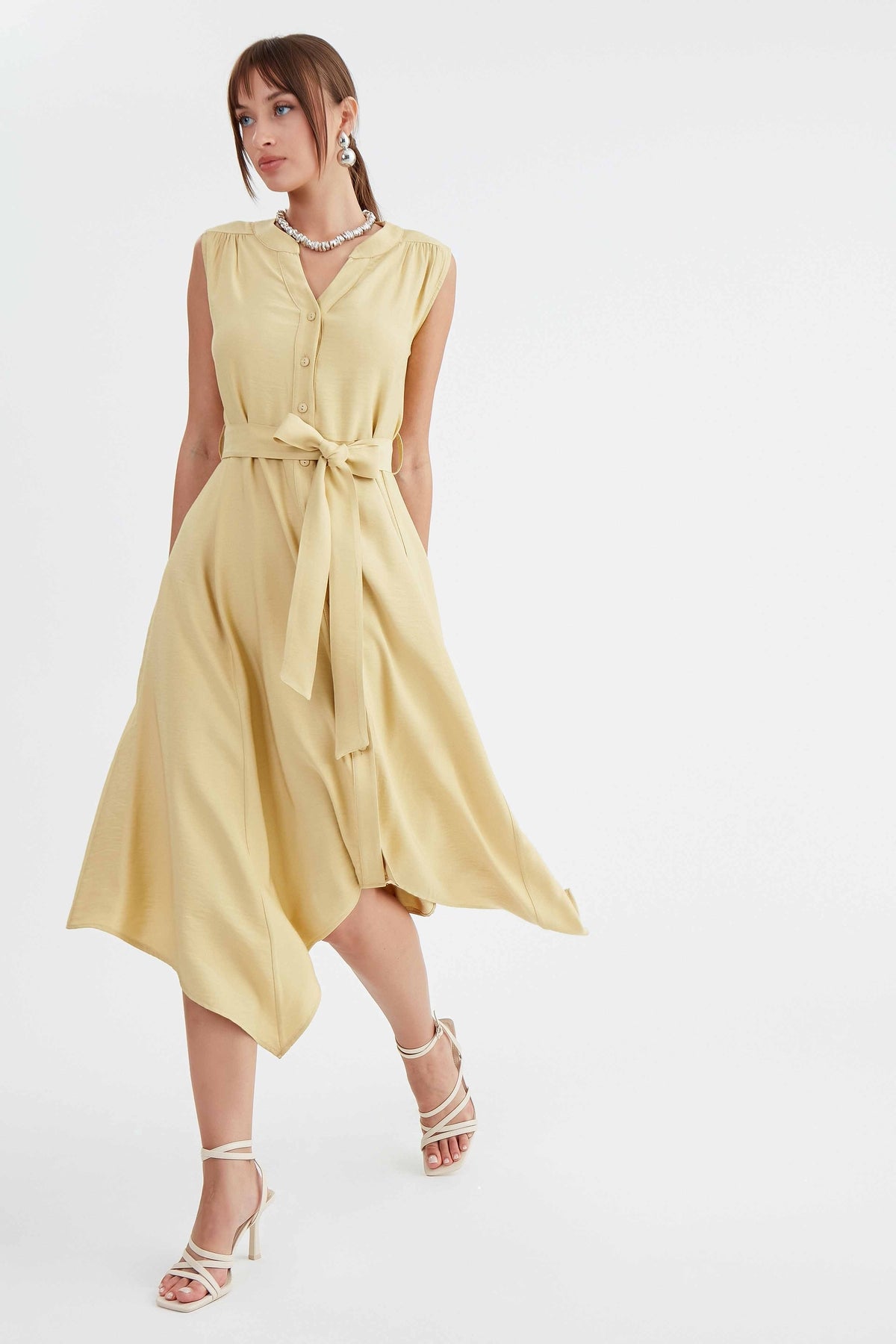 SLEEVELESS DRESS WITH FRONT BUTTON BELT