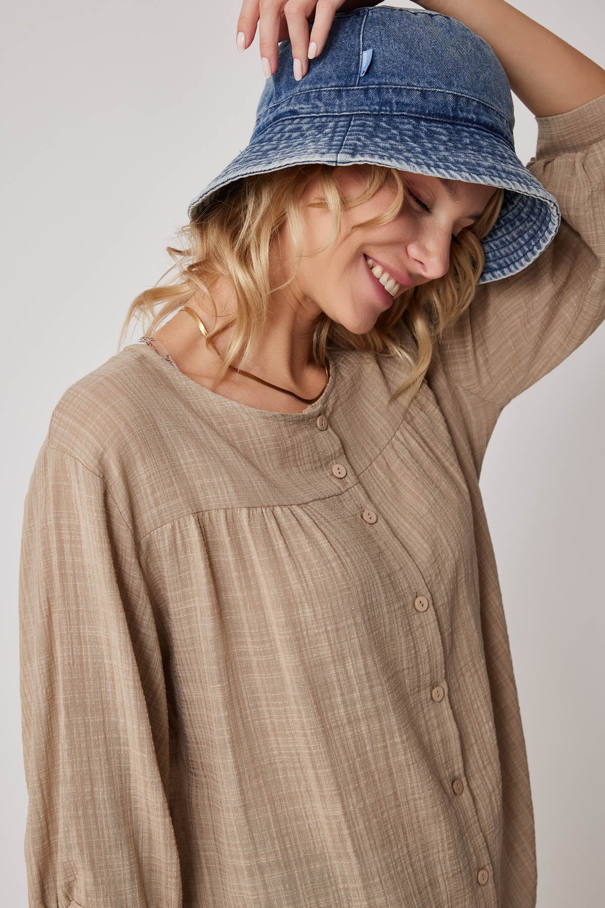 VISCOSE LINEN BLOUSE WITH FRONT BUTTON
