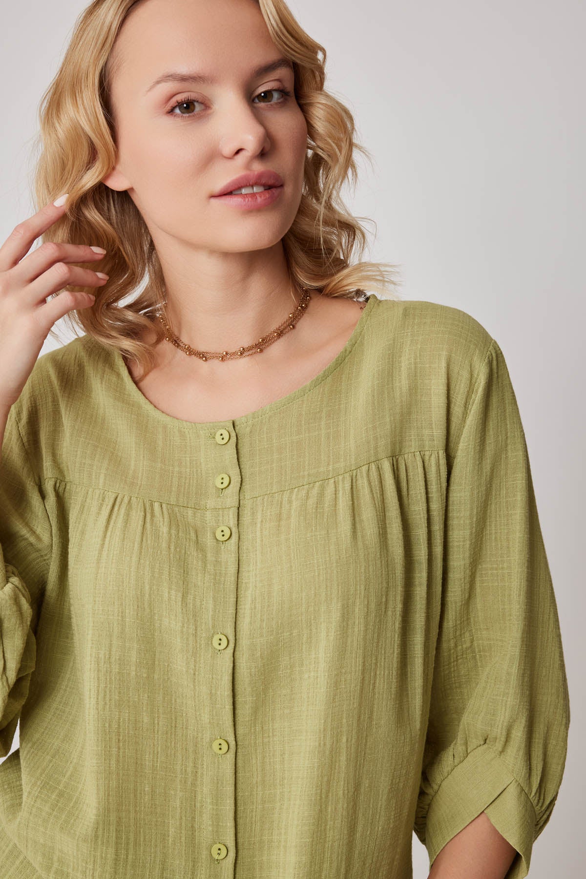 VISCOSE LINEN BLOUSE WITH FRONT BUTTON