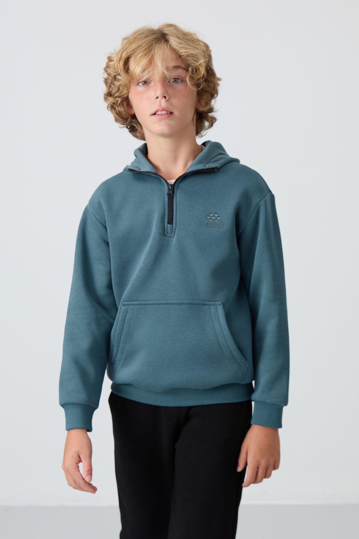 Forest Green Cotton Thick Fleece-Lined Soft Textured Standard Fit Embroidered Boys' Sweatshirt - 11244