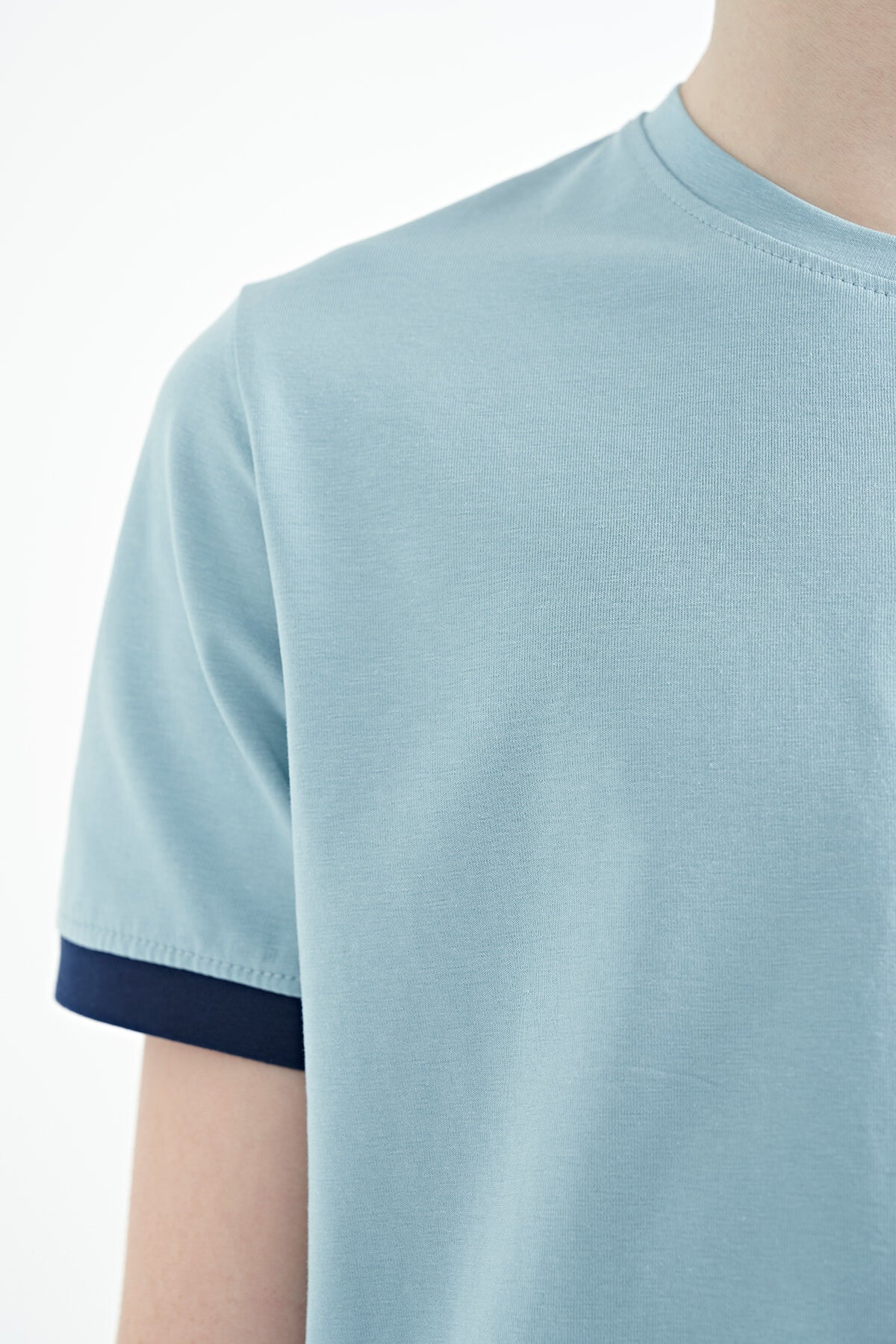 Light Blue Printed Standard Fit O Collar Boys T-Shirt - 11097