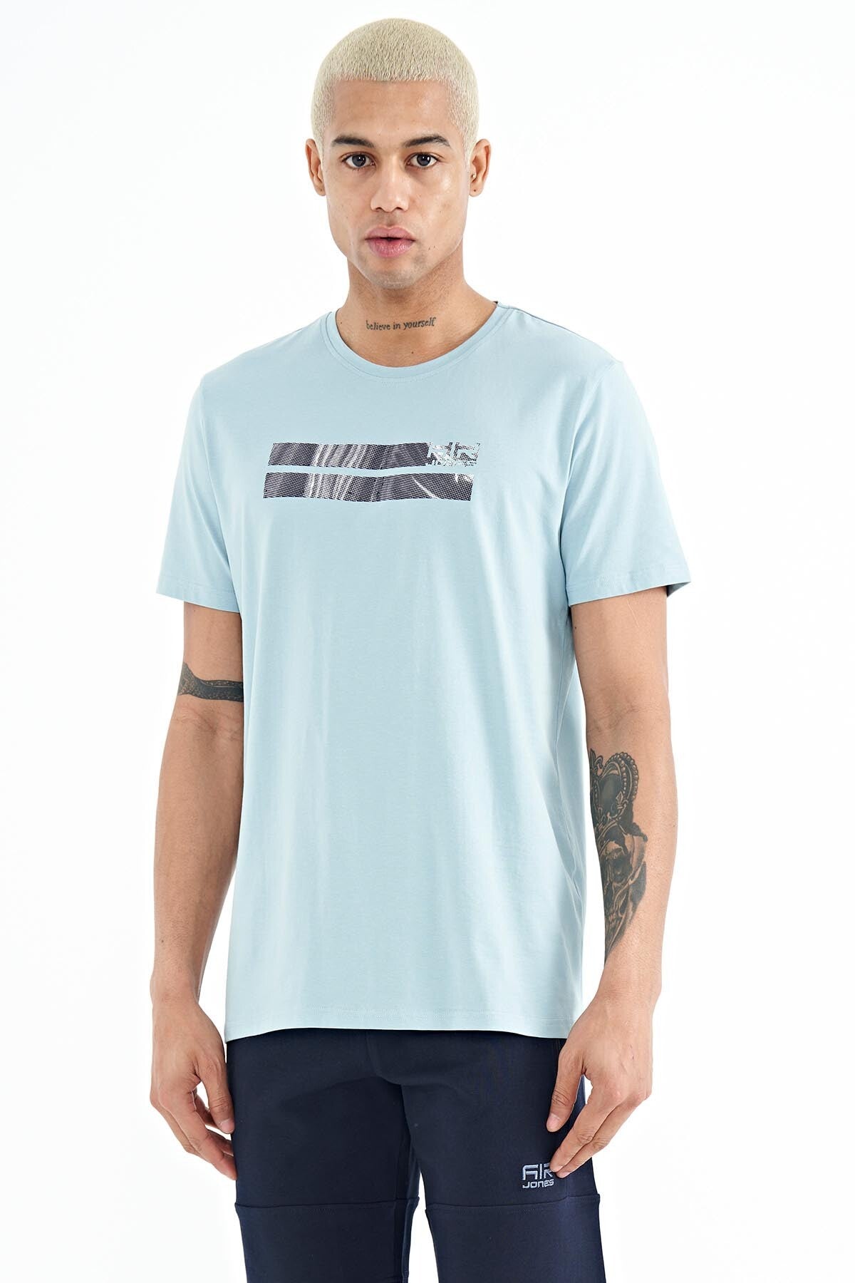 Peter Light Blue O Collar Men's T-Shirt - 88204