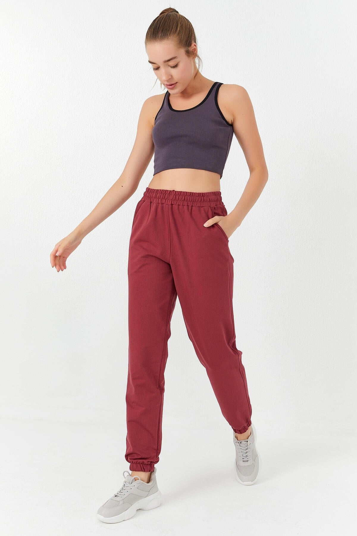 Open Purple Basic Zero Sleeve Narrow Fit U Collar Women's Crop Top Singlet - 97162