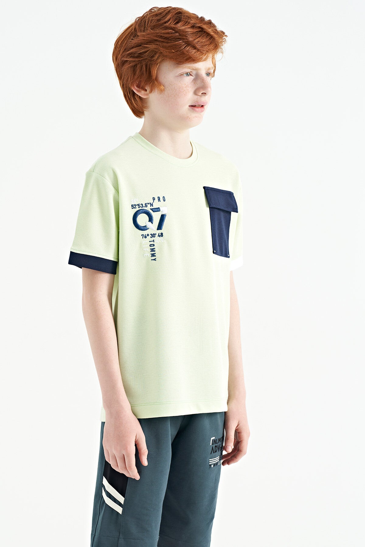 Light Green O Collar Oversize Pocket Detailed Boys' T-Shirt - 11152