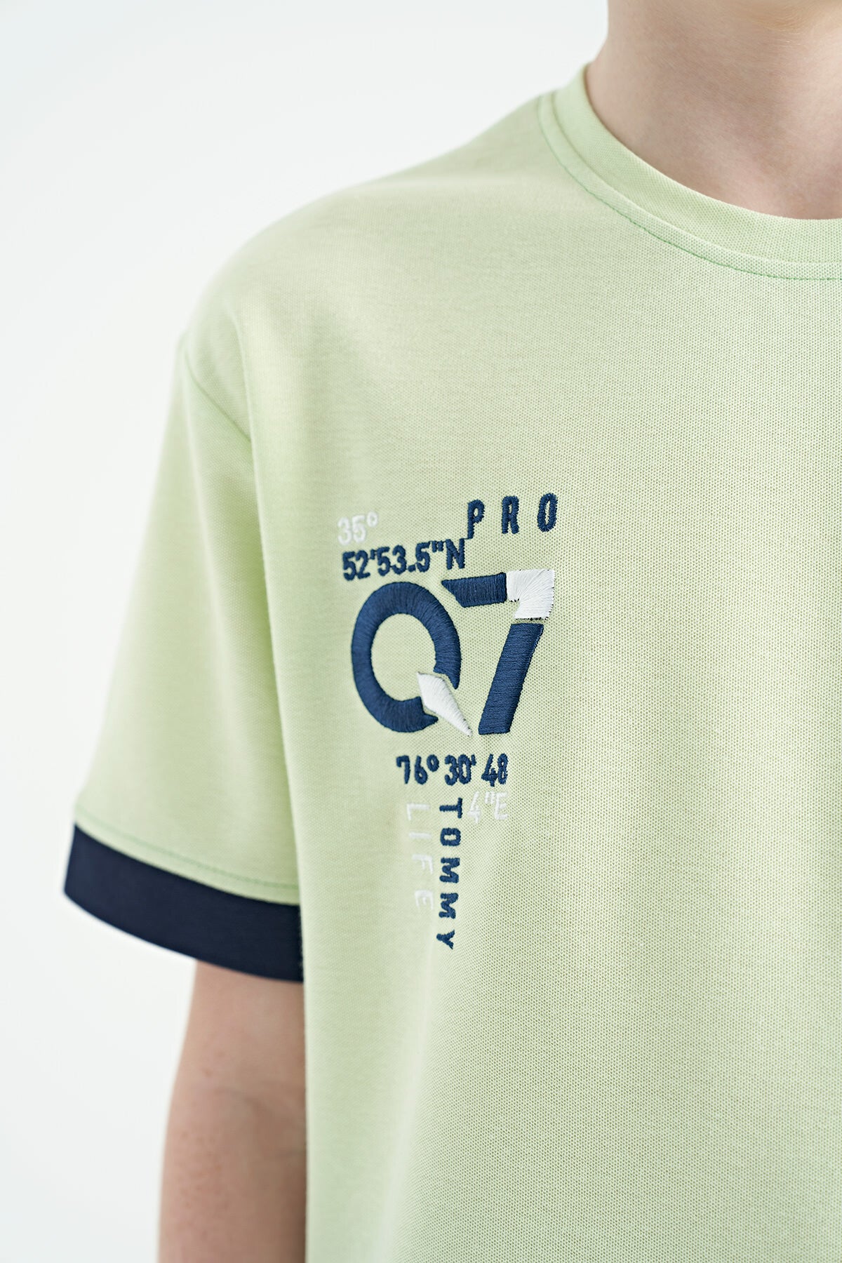 Light Green O Collar Oversize Pocket Detailed Boys' T-Shirt - 11152