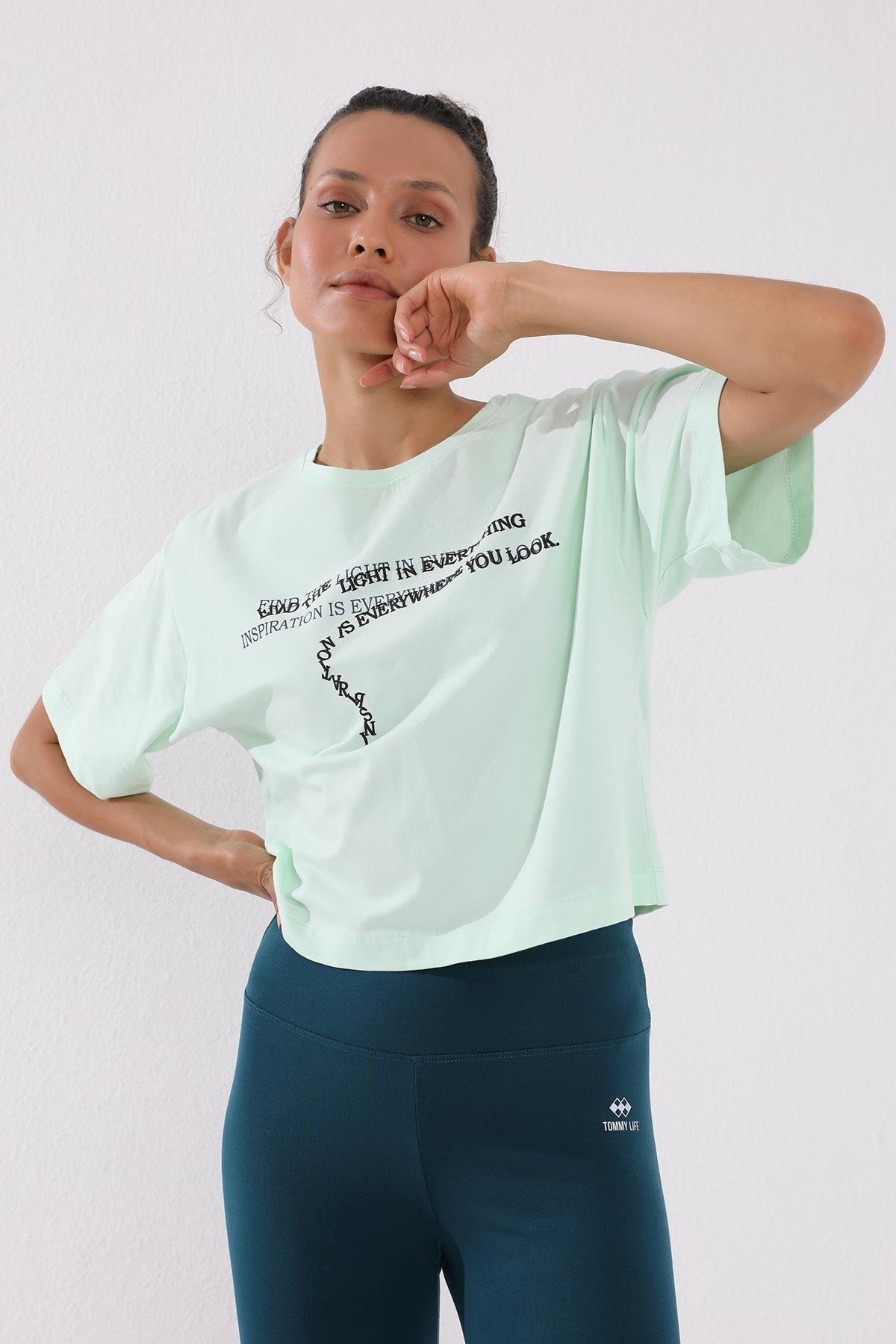 Light Green Printed Short O Collar Women's Oversize T-Shirt - 97135
