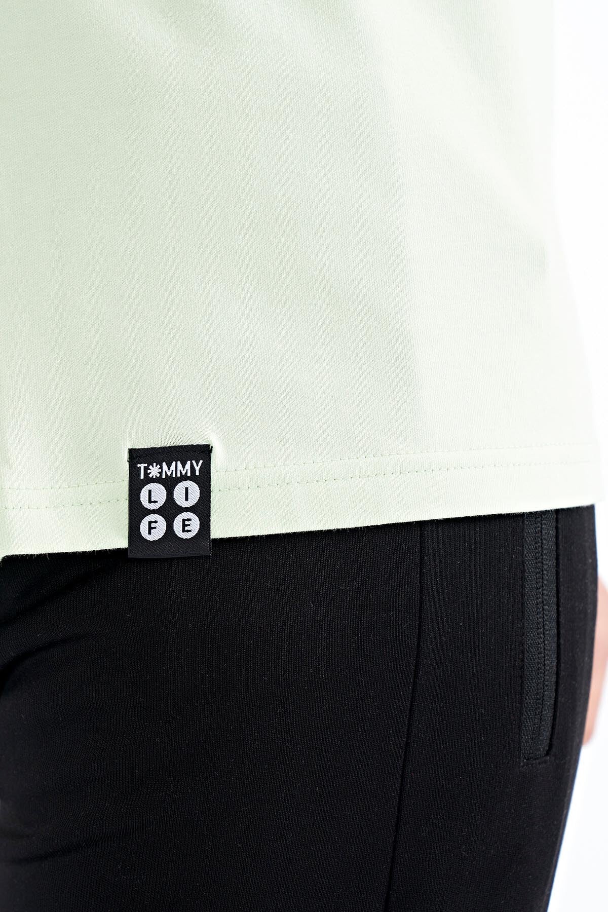 Light Green Printed O Collar Standard Fit Men's T-shirt - 88201
