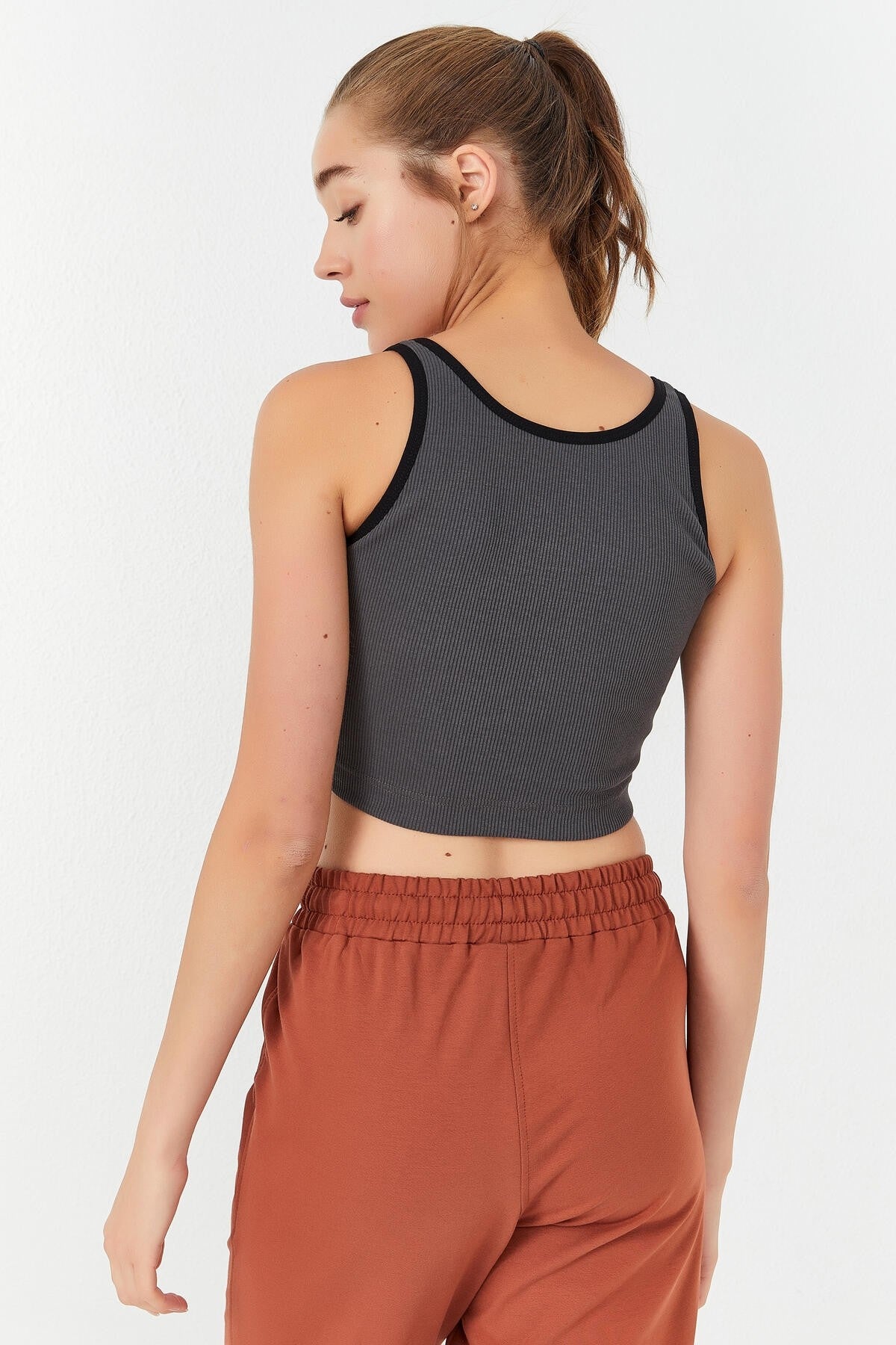 Anthracite Basic Zero Armhole Fit U Collar Women's Crop Top Singlet - 97160