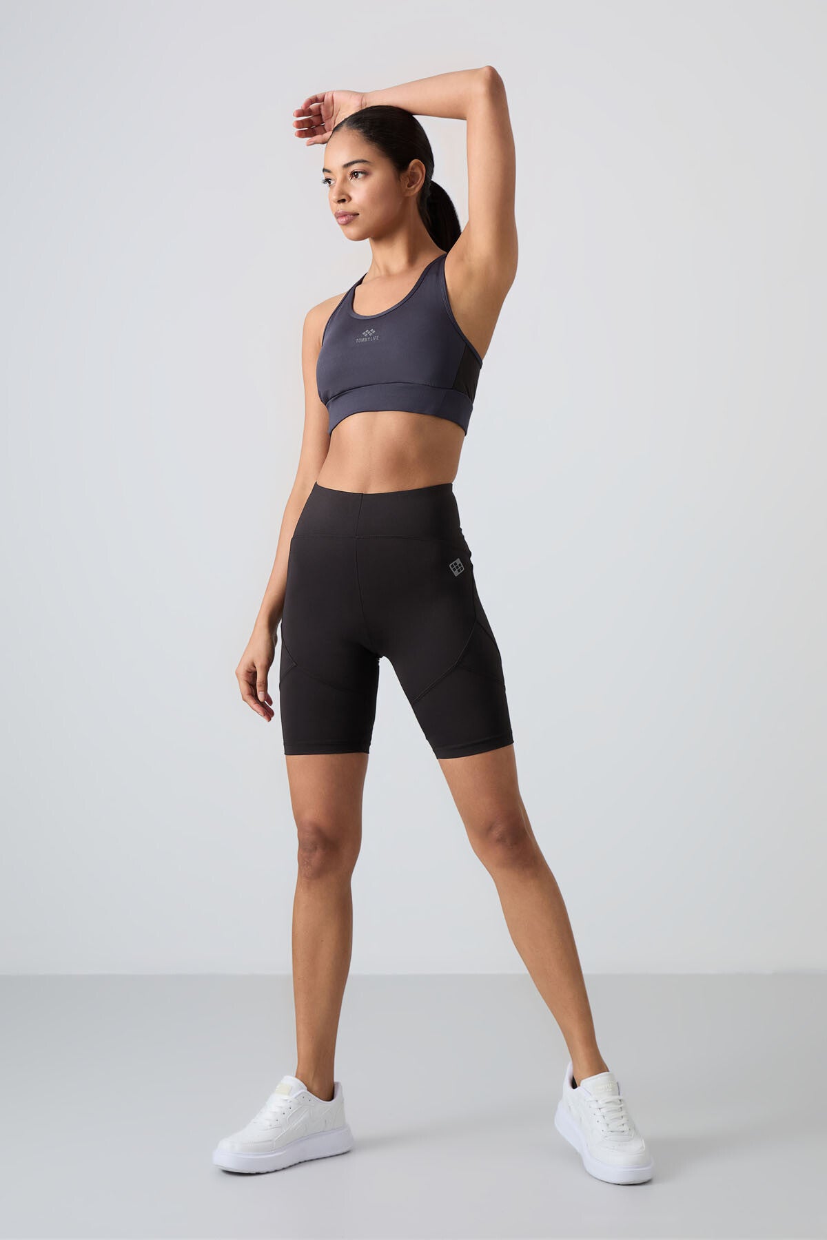 Anthracite Cross Back Detailed Slim Fit U Collar Padded Women's Sports Bra - 97121