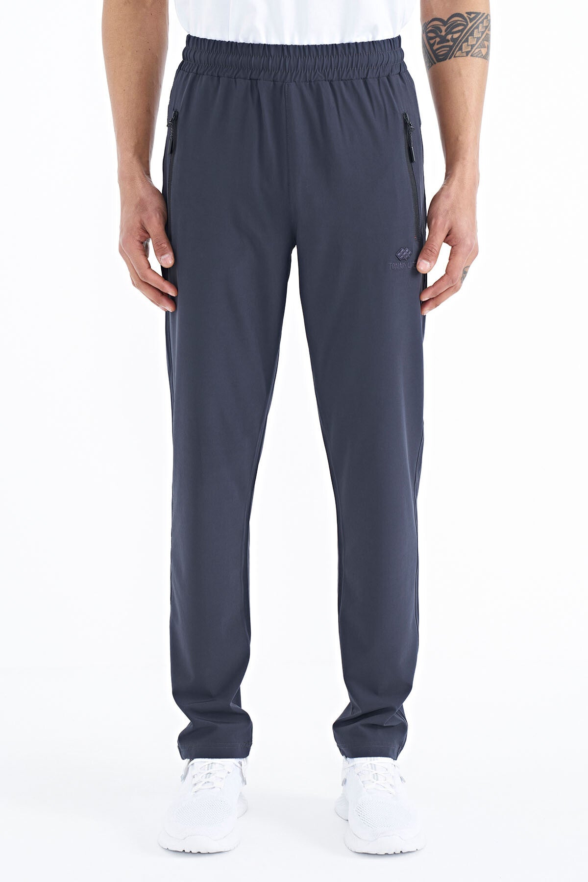 Anthracite Men's Zippered Three-Pocket Standard Fit Classic Hem Tracksuit Bottom - 84768