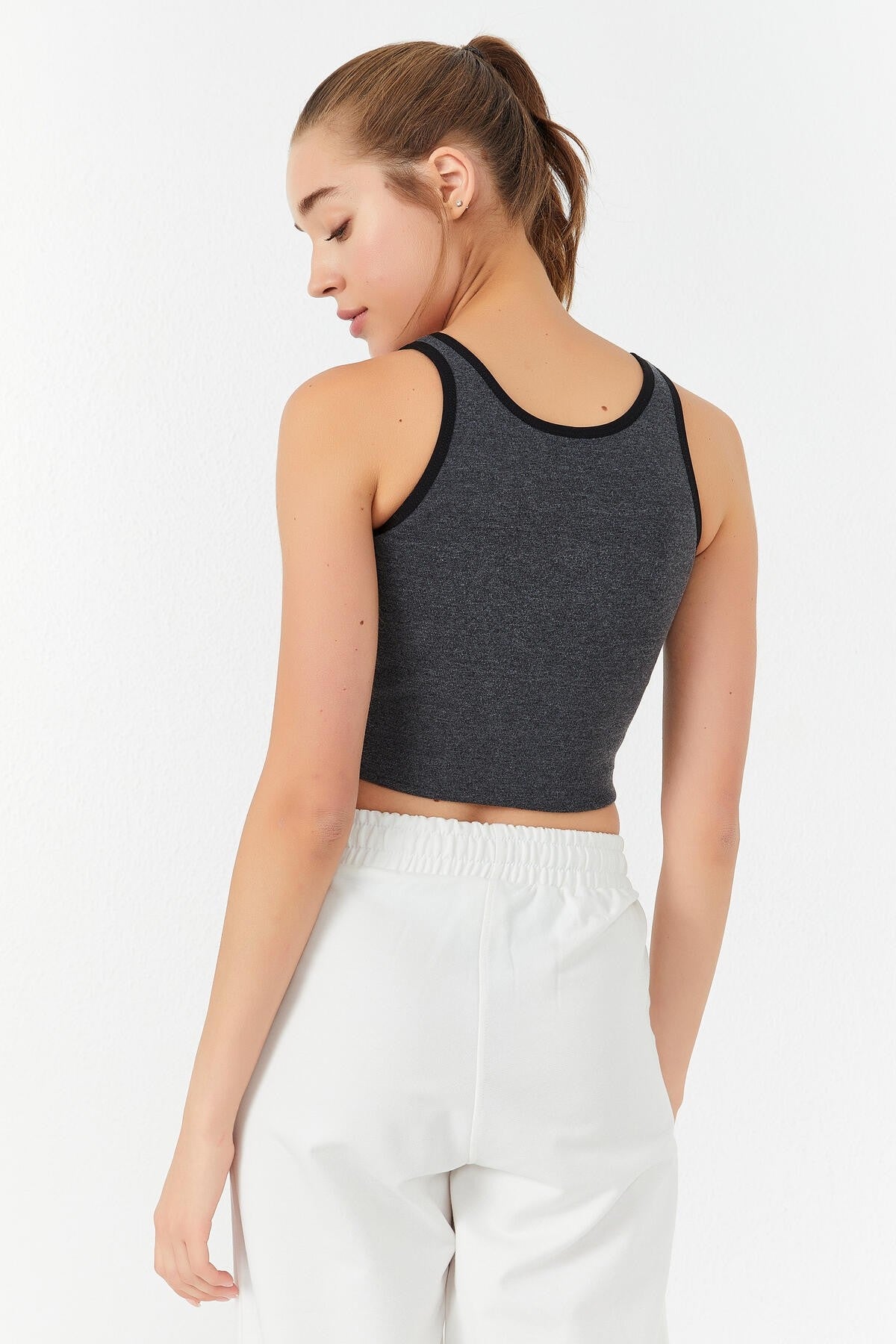 Anthracite Melanj Basic Zero Neckline Straight Cut U Collar Women's Crop Top Singlet - 97162