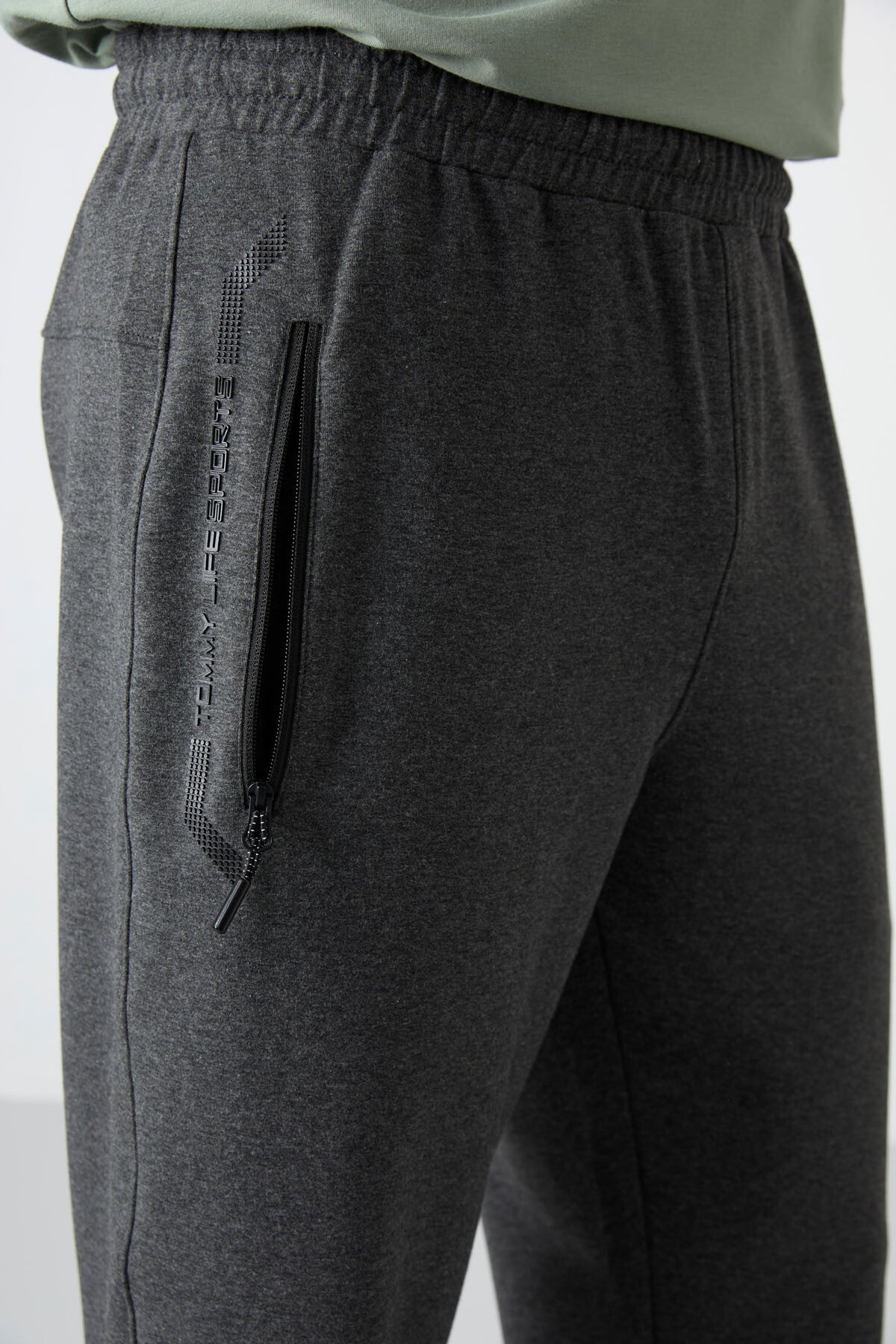 Anthracite Melange Zippered Standard Fit Classic Hem Men's Capri - 83091