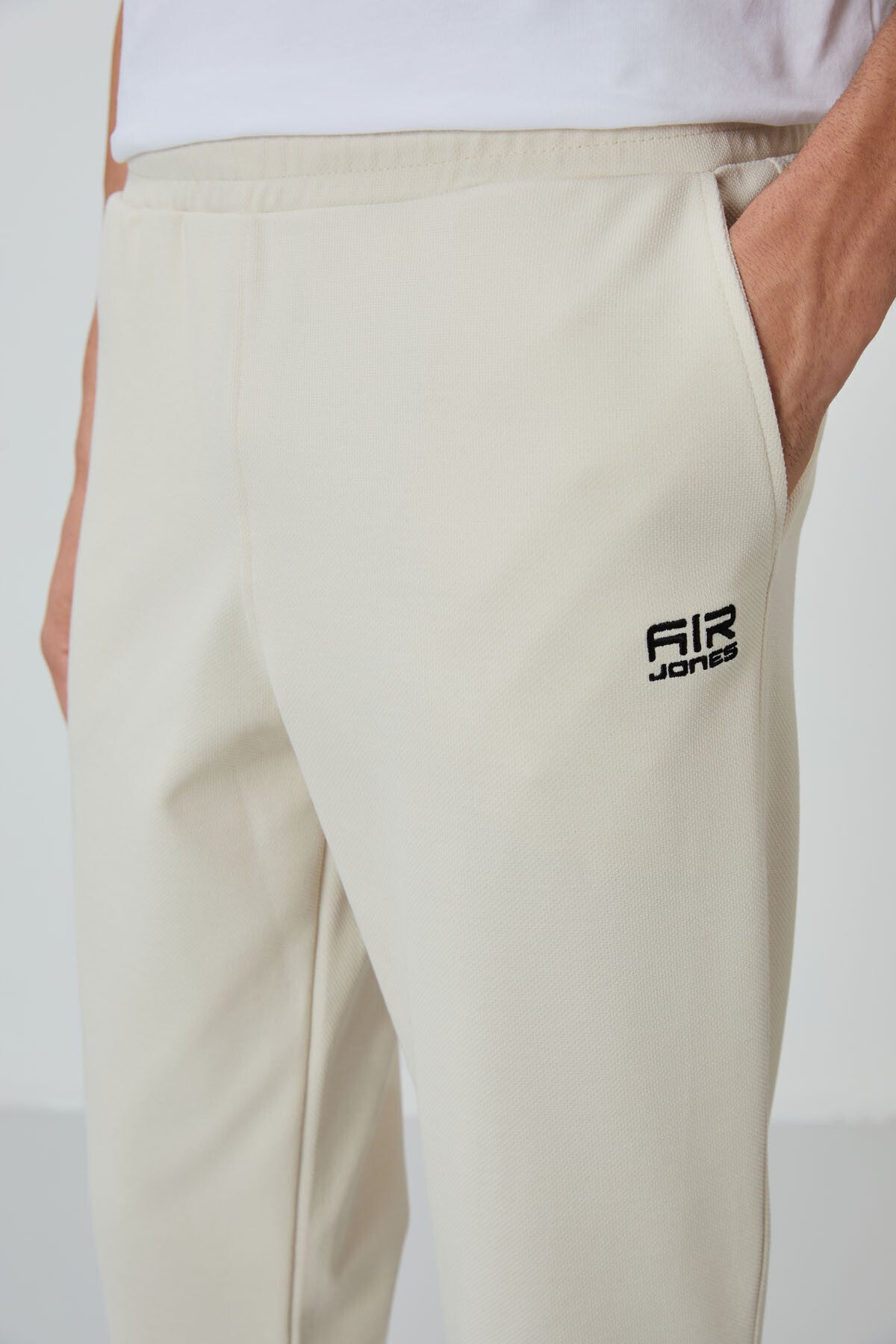 Carlos Bej Standard Fit Men's Tracksuit Set - 85209