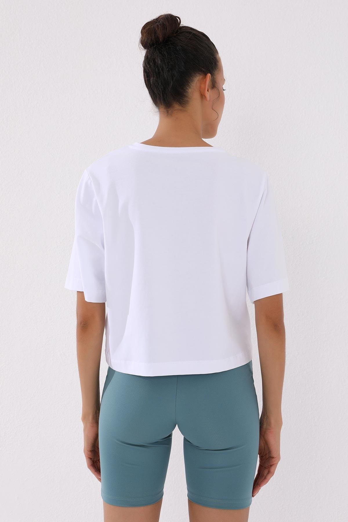 White Asymmetric Print O Collar Women's Oversize T-Shirt - 97136