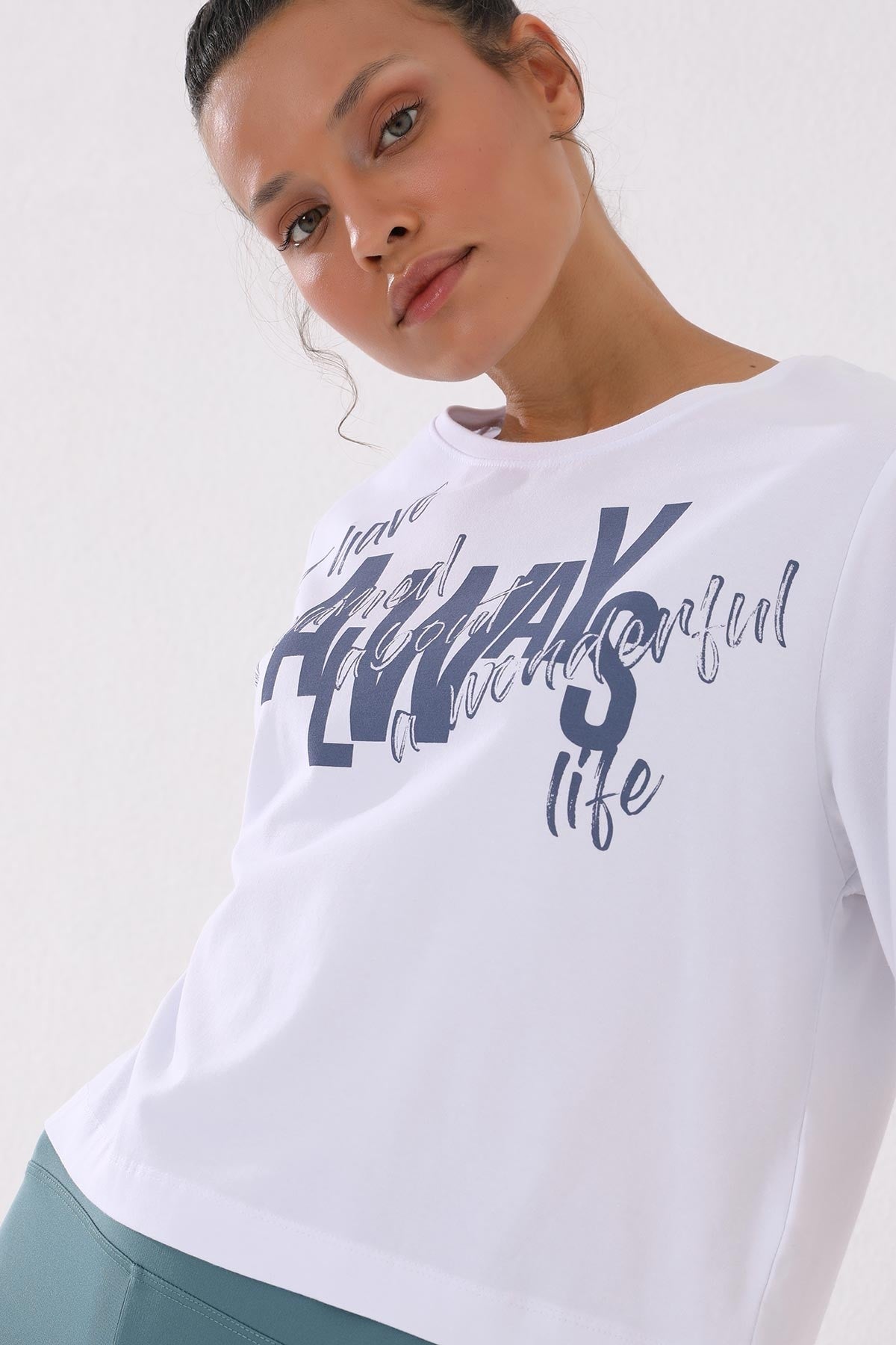 White Asymmetric Print O Collar Women's Oversize T-Shirt - 97136