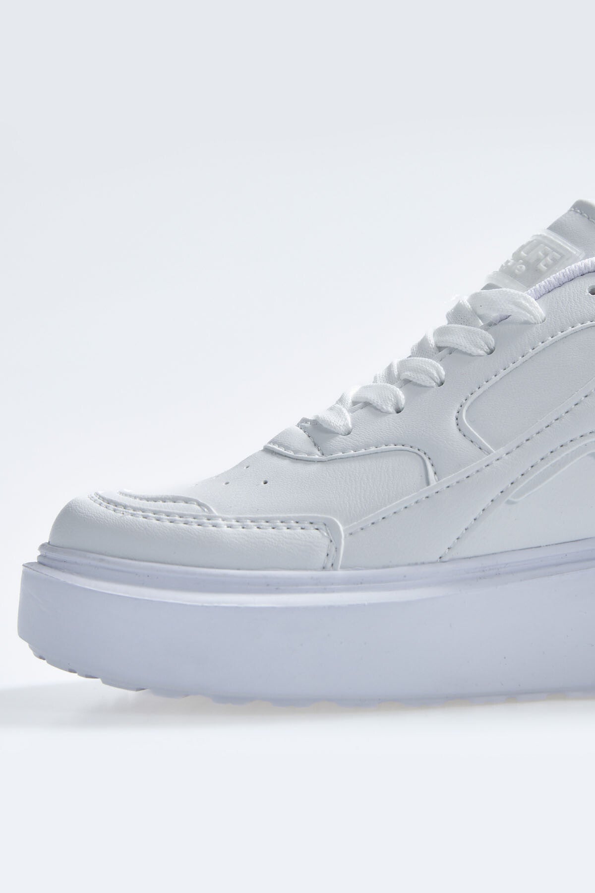 White Laced High Sole PU Leather Women's Sports Shoes - 89200