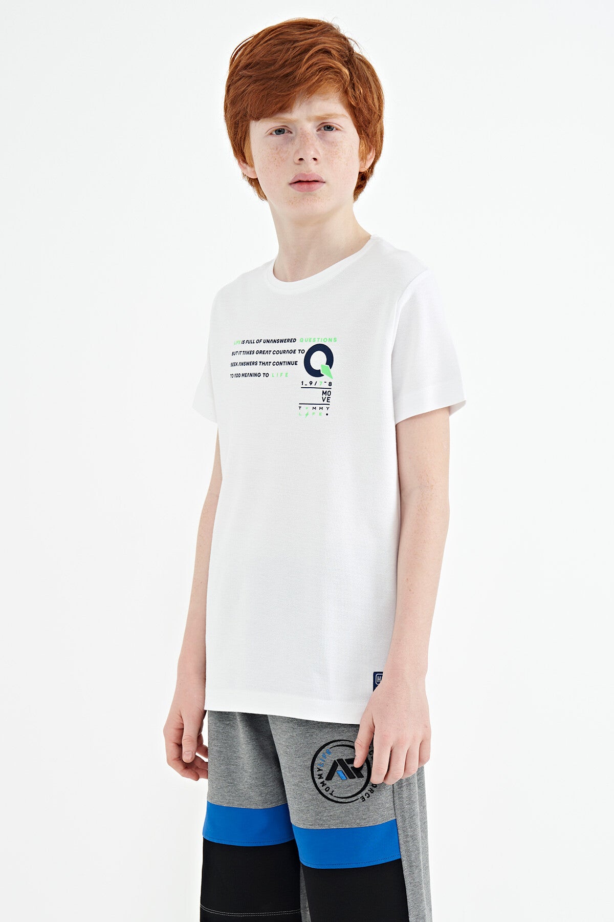 White Print Detailed O Collar Standard Fit Boys T-Shirt - 11145