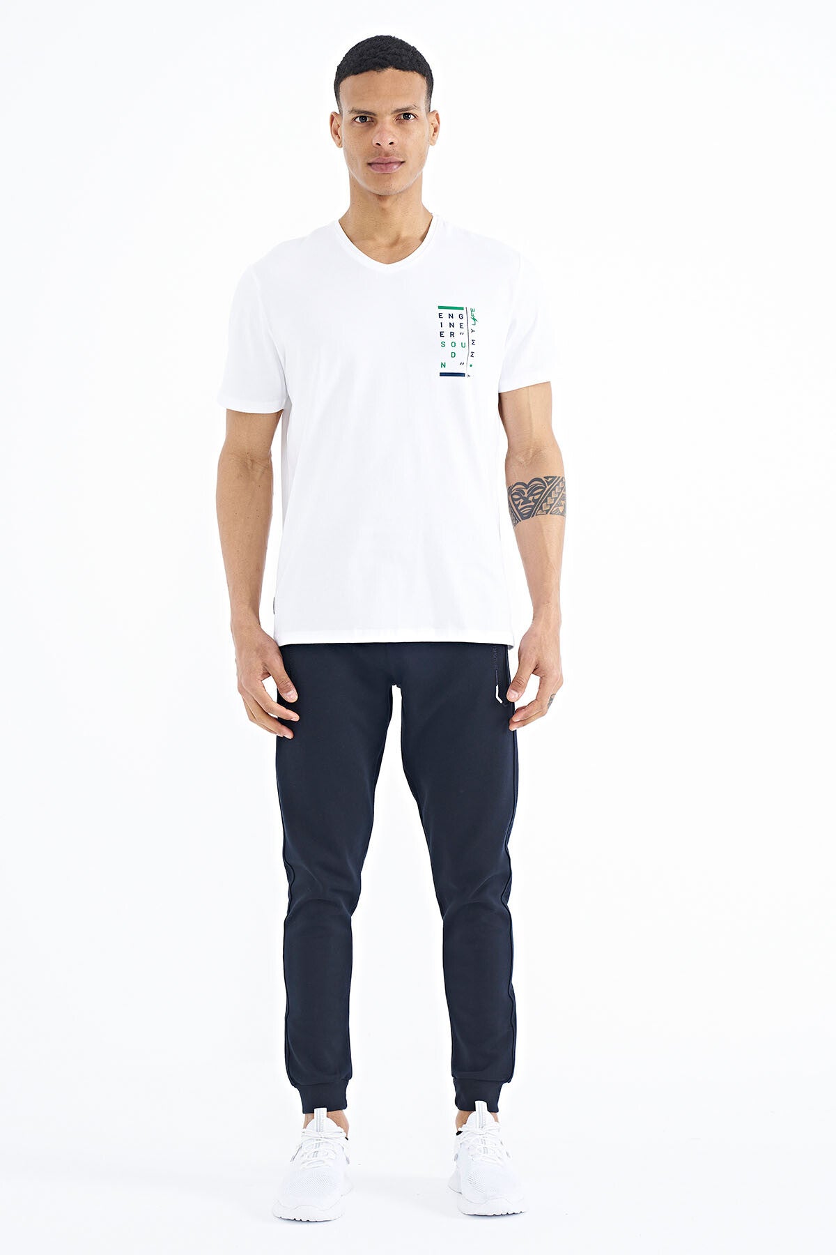White Print Detailed V Neck Standard Fit Men's T-Shirt - 88186