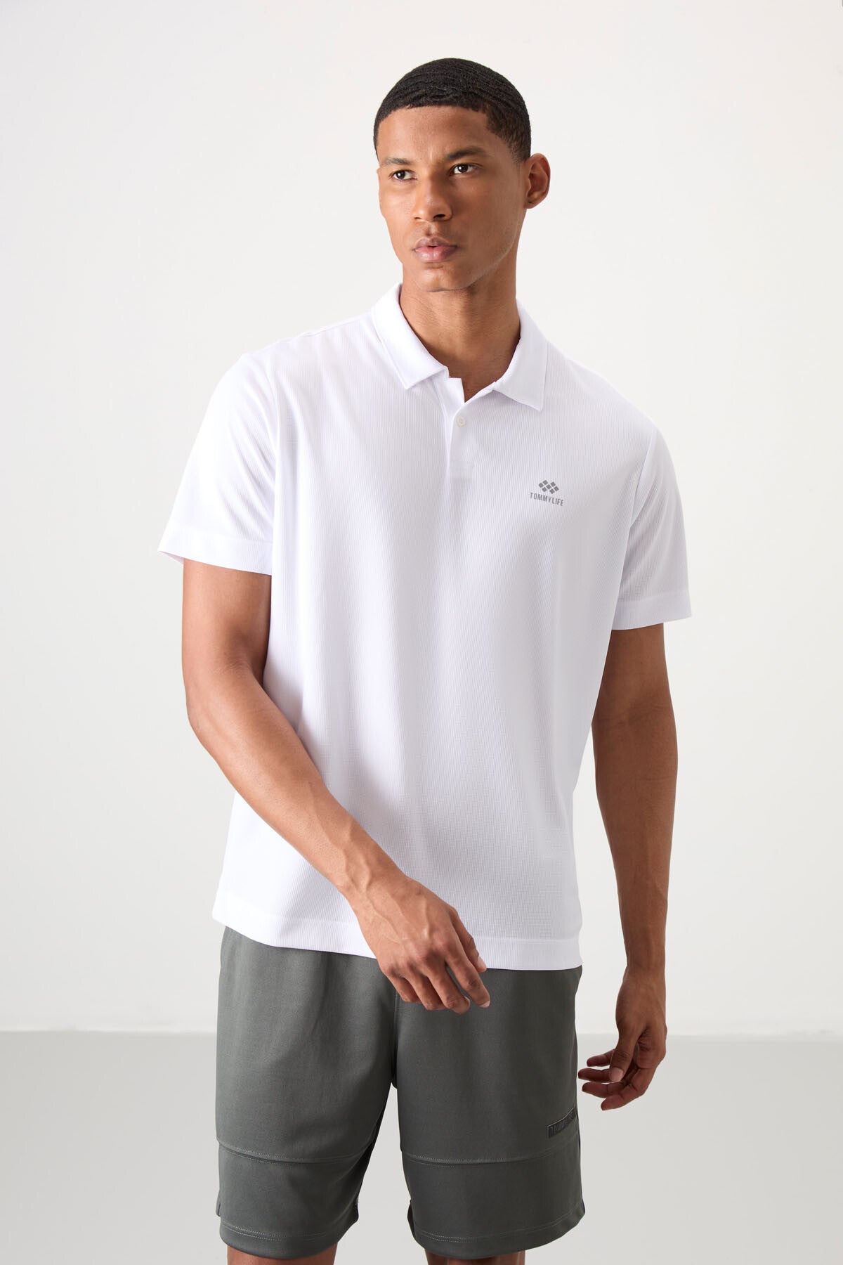 White Logo Printed Standard Fit Polo Collar Active Sports Men's T-Shirt - 88252