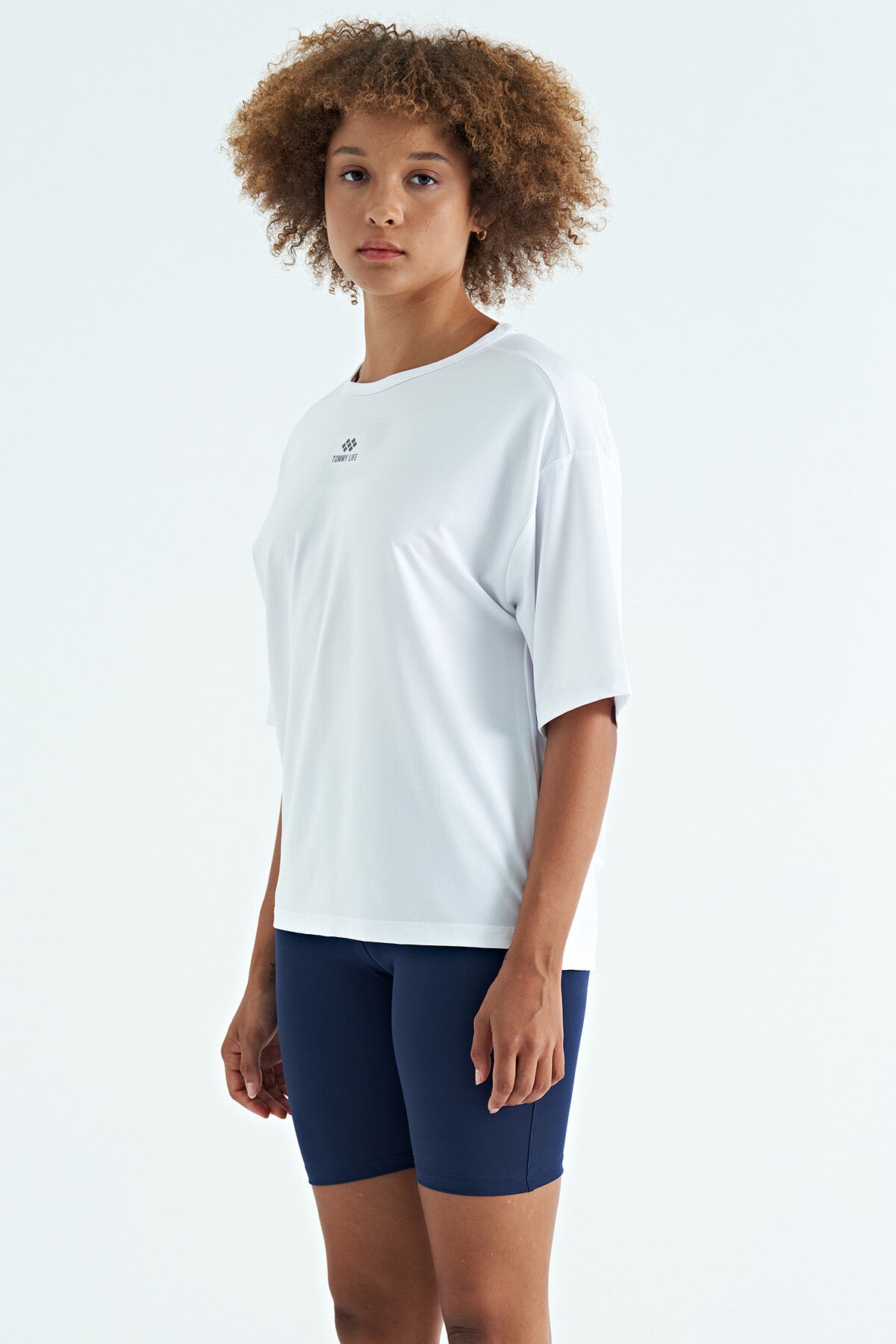 White O Collar Printed Detailed Oversize Short Sleeve Women's T-Shirt - 97263