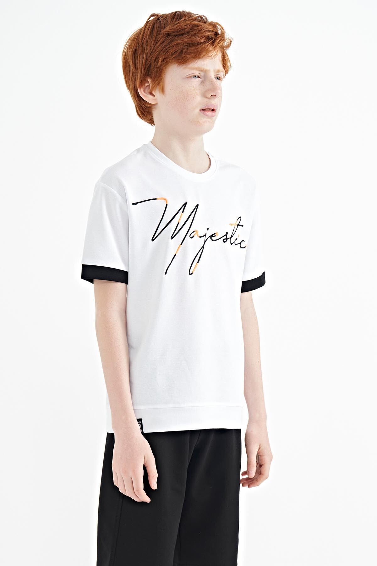 White Front Embroidered O Collar Oversize Boys T-Shirt - 11147