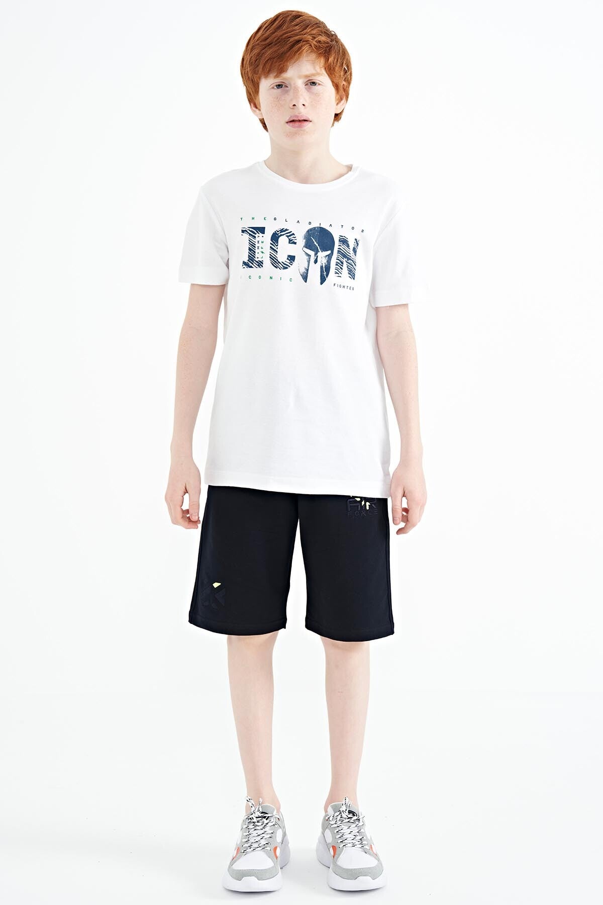 White Front Embroidered O Collar Standard Fit Boys' T-Shirt - 11118