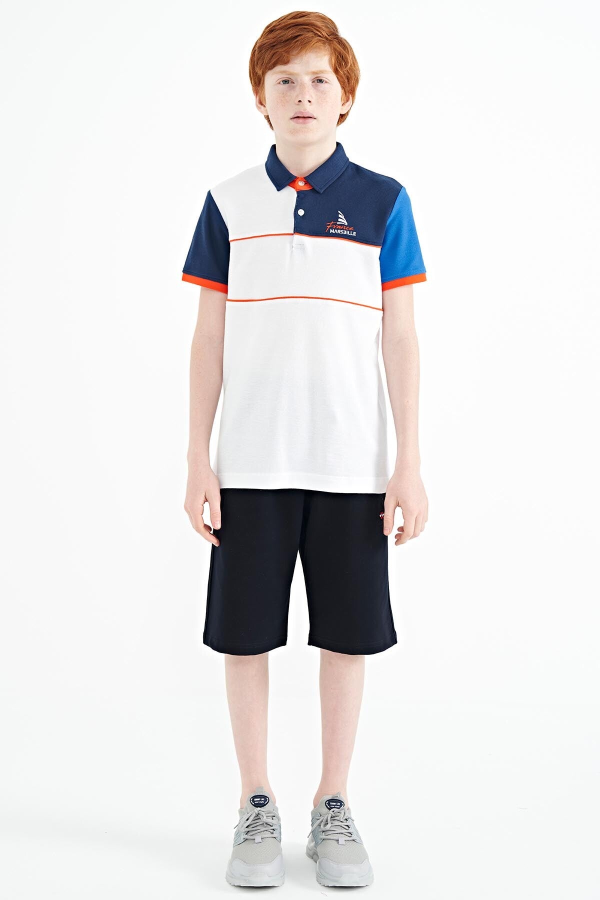 White Color Block Embroidered Letter Detailed Standard Pattern Polo Collar Boys T-Shirt - 11109