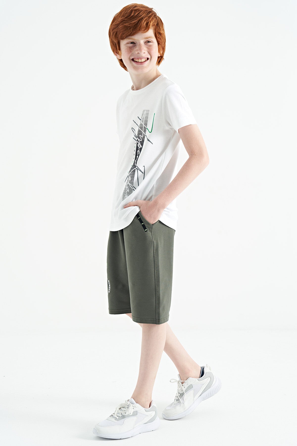 Printed Detailed Laced Standard Cut Boys Shorts - 11128
