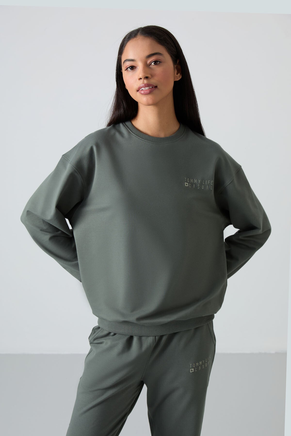 Basic Cotton O-Neck Oversize Elastic Cuffed Women's Tracksuit Set - 95287