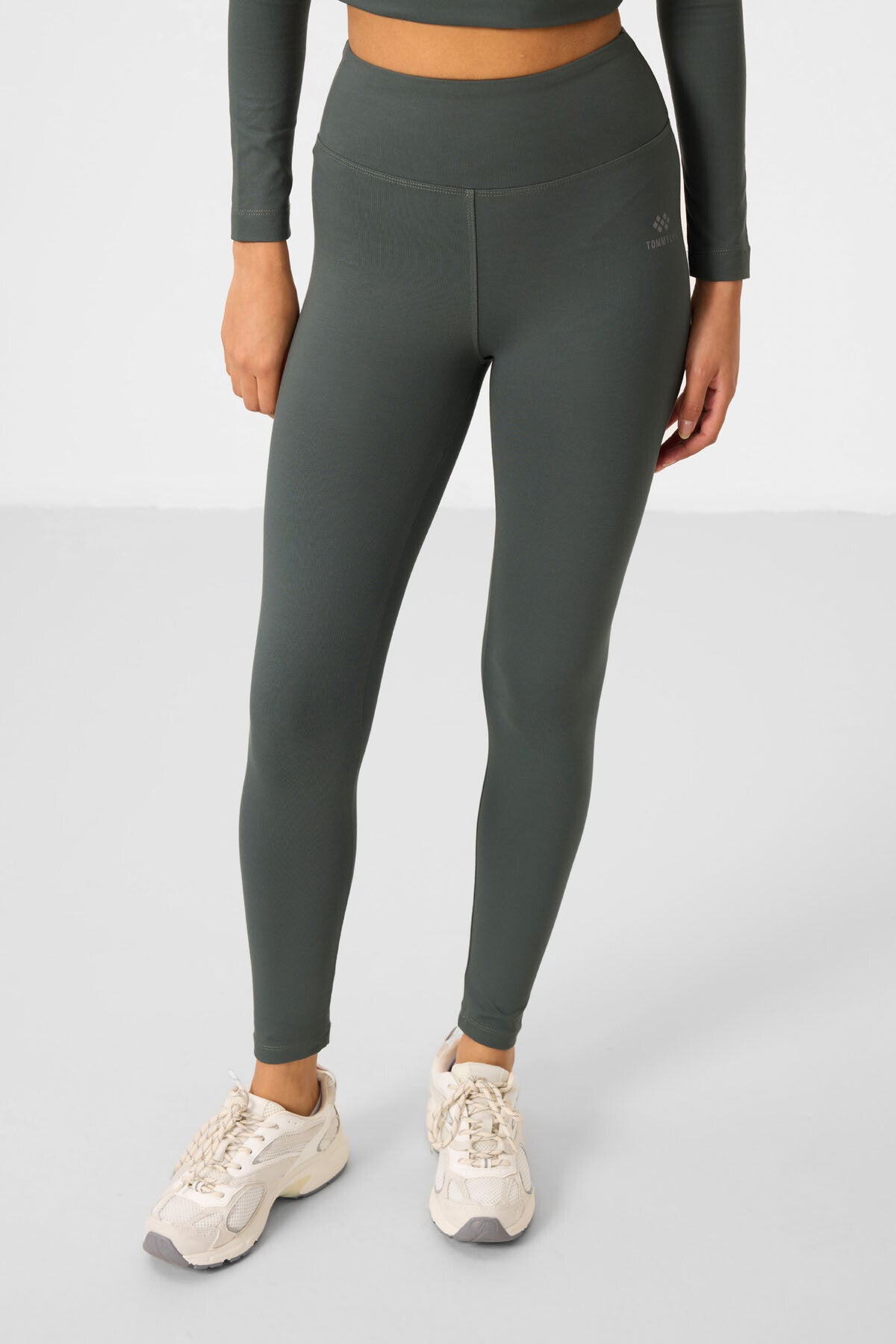 High Waist Long Sleeve Slim Fit Crop Top Women's Tights Set - 95286