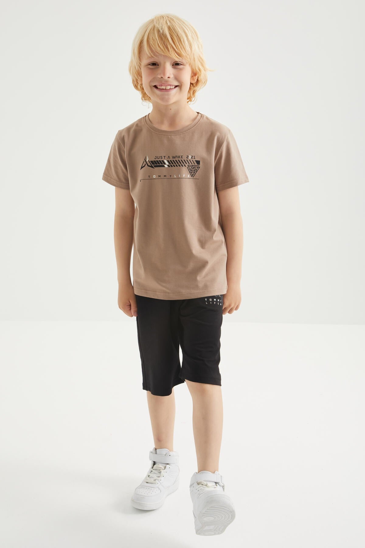 Camel - Black Print Detailed O Collar Short Sleeve Boys Shorts Set - 10944