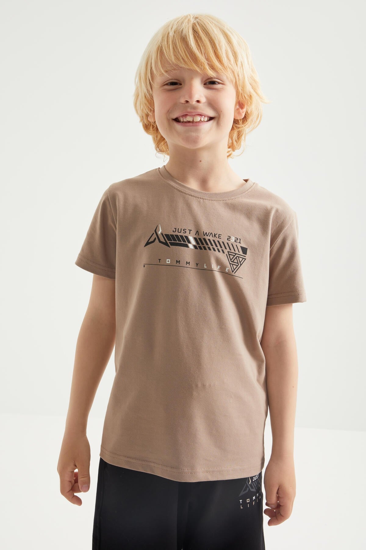 Camel - Black Print Detailed O Collar Short Sleeve Boys Shorts Set - 10944