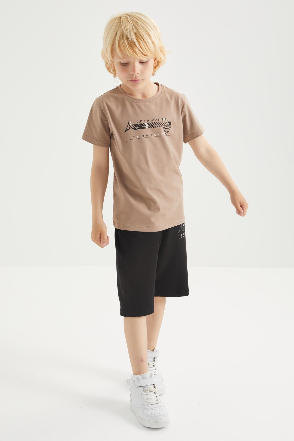 Camel - Black Print Detailed O Collar Short Sleeve Boys Shorts Set - 10944