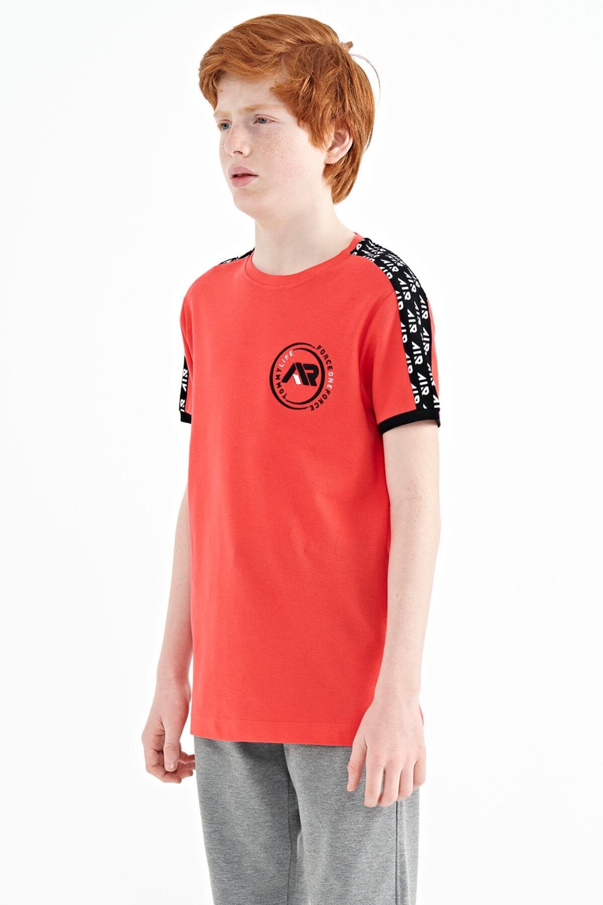 Coral Shoulder Print Detailed Standard Mold O Collar Boys T-Shirt - 11121