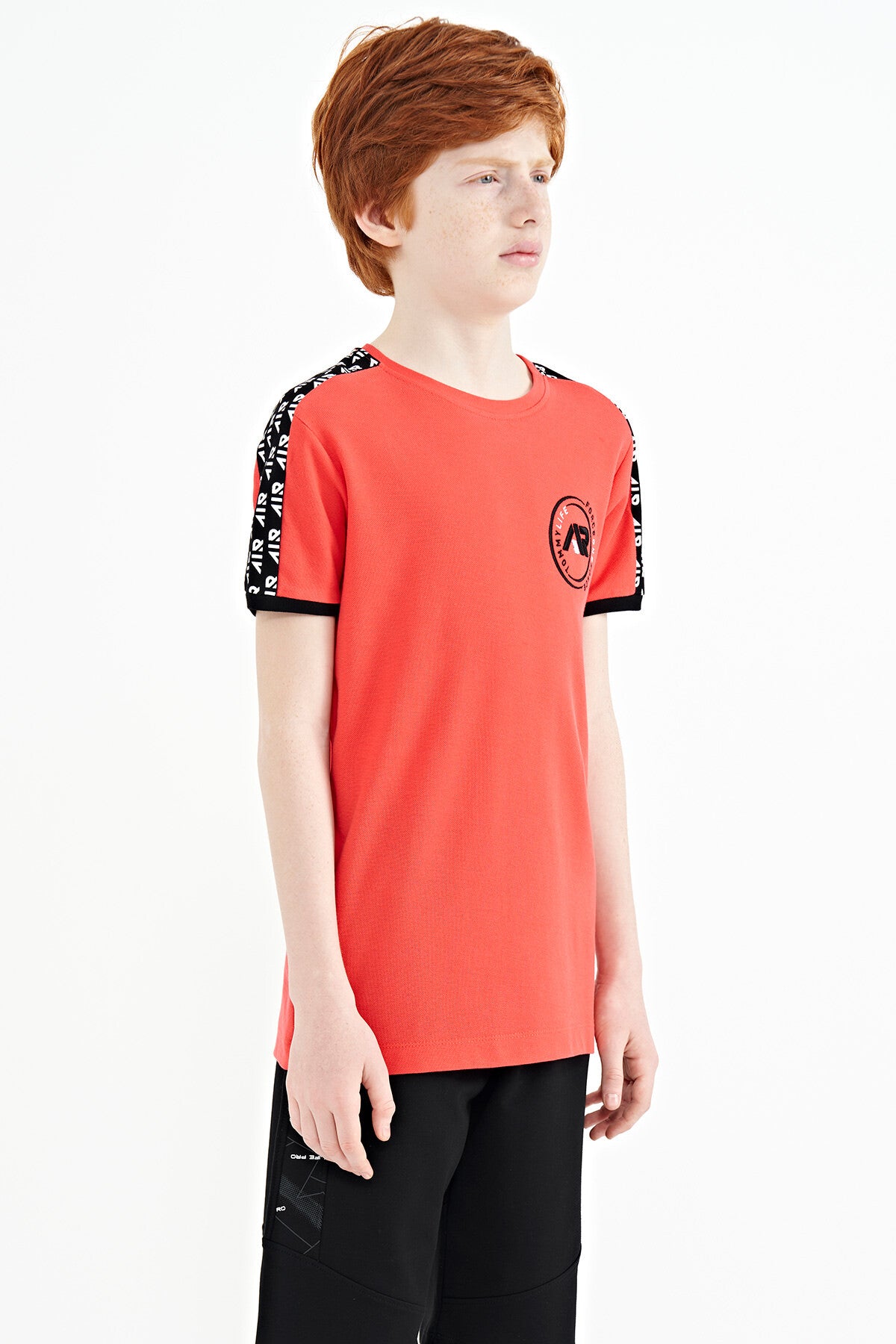 Coral Shoulder Print Detailed Standard Mold O Collar Boys T-Shirt - 11121