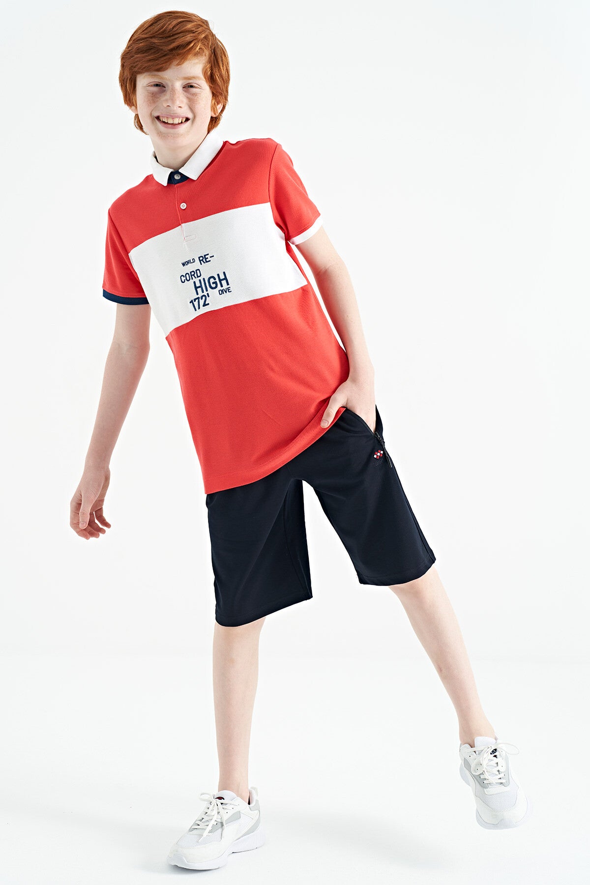 Color Transition Embroidered Detailed Standard Pattern Polo Collar Boys T-Shirt - 11110
