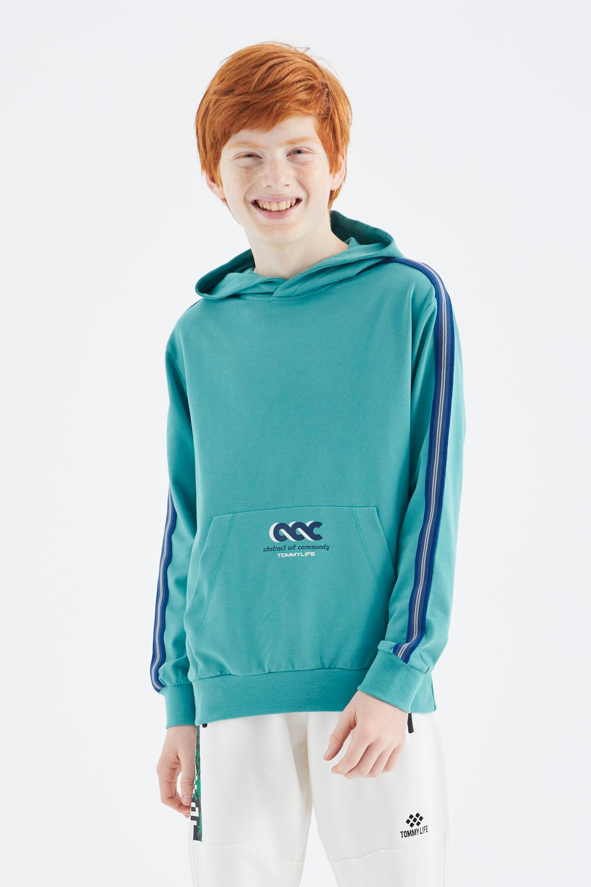 Kangaroo Pocket Boys' Sweatshirt - 11176