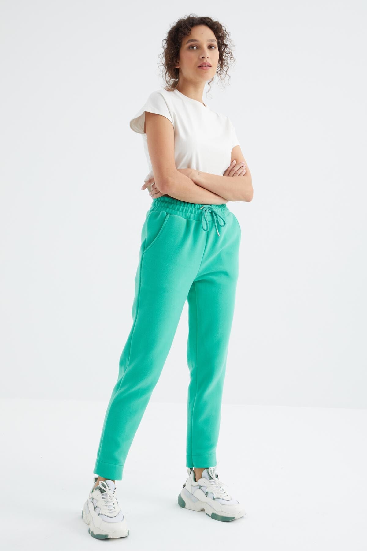 Low Waist Comfort Fit Wide Leg Pocketed Women's Fleece Tracksuit Bottom - 94623