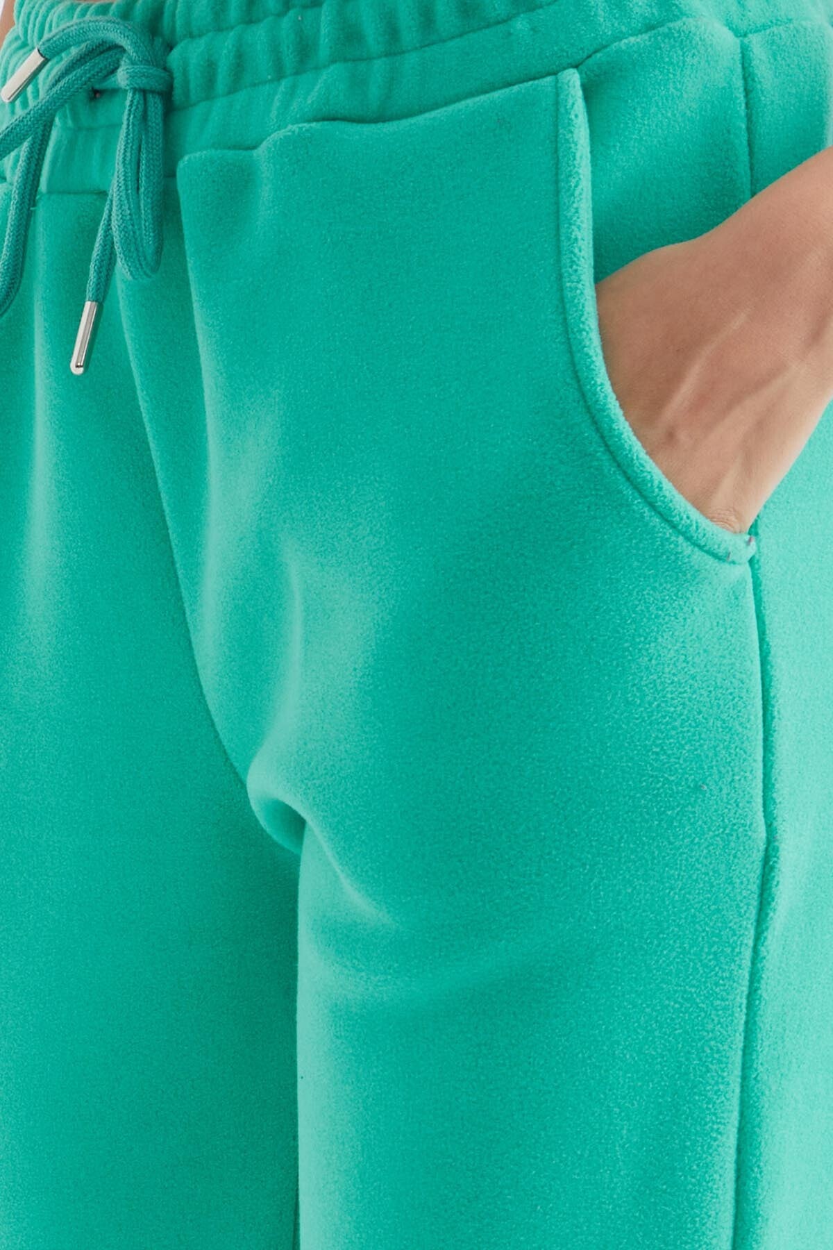 Low Waist Comfort Fit Wide Leg Pocketed Women's Fleece Tracksuit Bottom - 94623