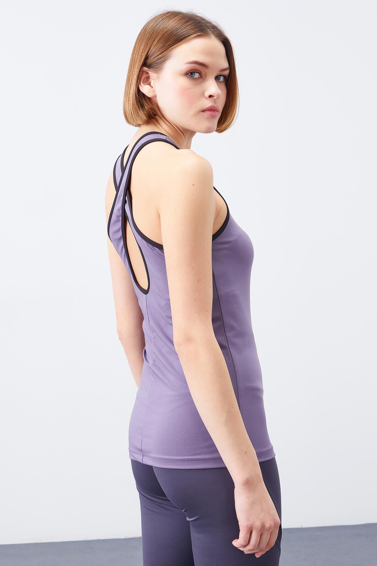 Cross Strap Sleeveless Standard Fit Women's Sports Singlet - 97094