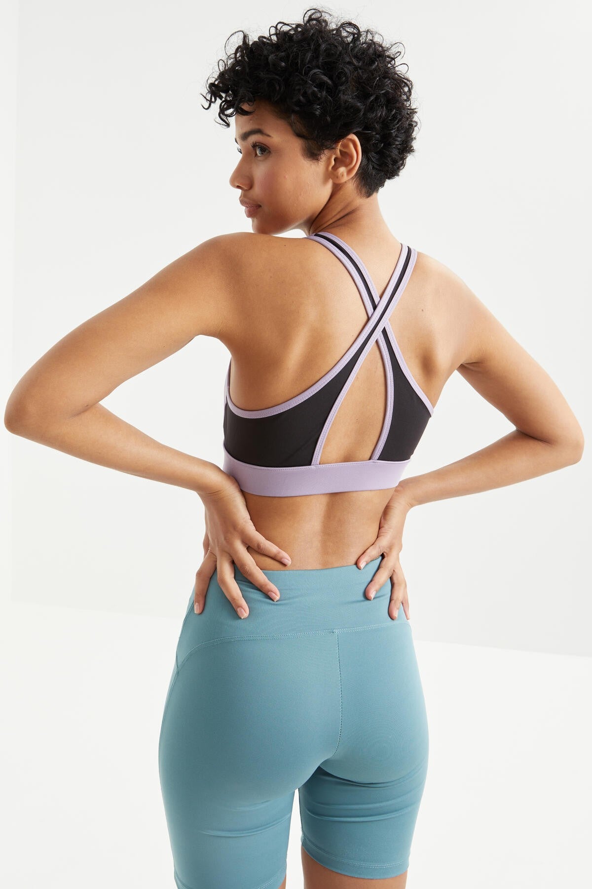 Plato Cross Back Detailed Slim Fit U Neck Padded Women's Sports Bra - 97121