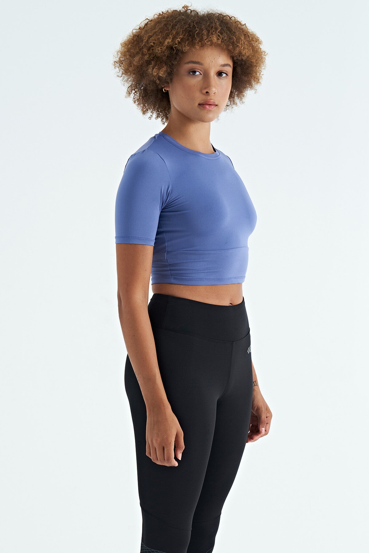 Plato Back Scoop Neck Standard Fit O Collar Women's Crop T-Shirt - 97265