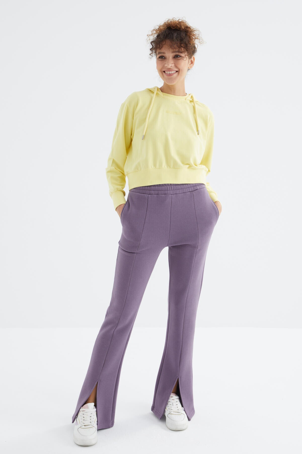 Plato High Waist Front Slit Detailed Side Pocket Comfortable Fit Women's Tracksuit Bottom - 94625