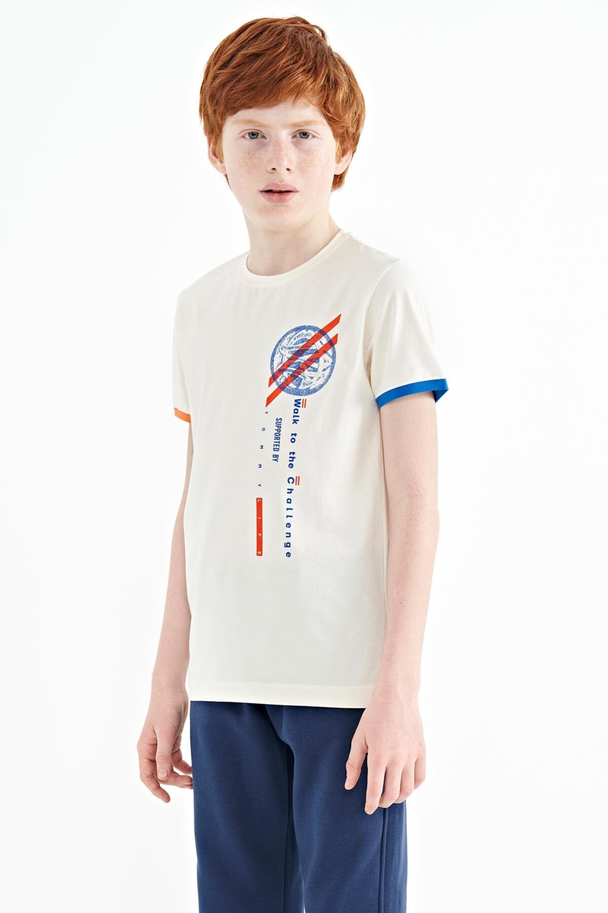 Ecru Print Detailed O Collar Standard Cut Boys' T-Shirt - 11131