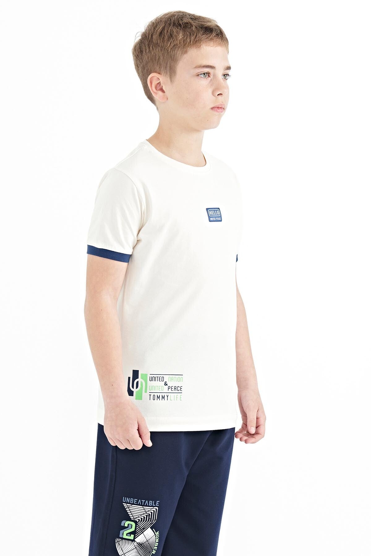 Ecru Print Standard Fit O Collar Boys T-Shirt - 11097